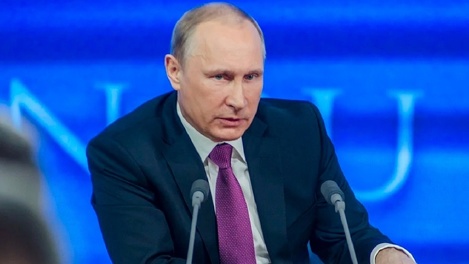 Владимир Путин за заслуги в области транспорта наградил двух омских железнодорожников