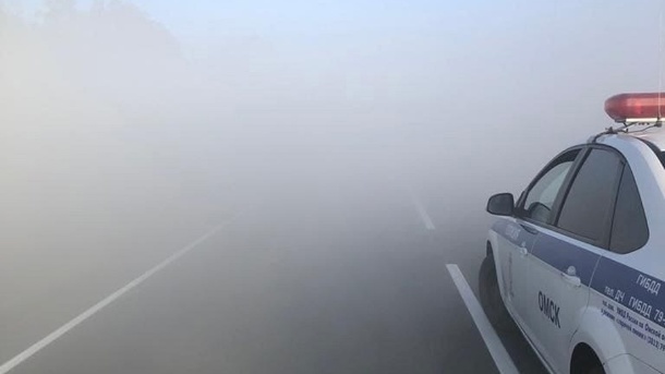 Ничего не видно: на трассе Тюмень-Омск произошло столкновение двух фур