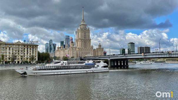 Для омичей, попавших в Москву, открыли горячую линию