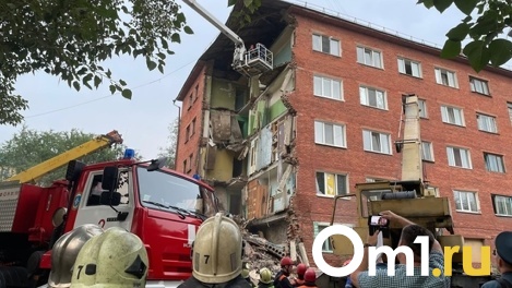 Жители омской пятиэтажки, в которой рухнула стена, получили более 140 миллионов рублей