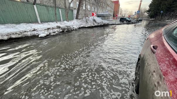 В Омской области дорожники и спецтехника будут дежурить круглосуточно