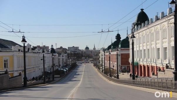 В Омске на Ленина обрушилась часть здания