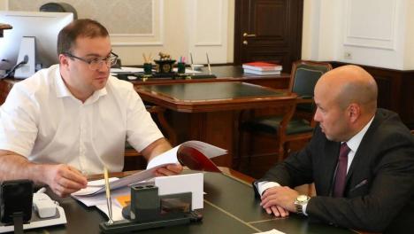 Губернатор Хоценко встретился с руководителями Азовского и Одесского районов