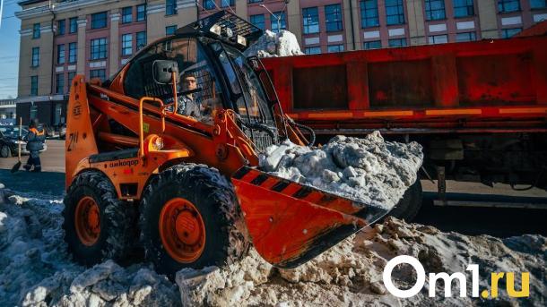 Адреса в Омске, где ночью убирали снег