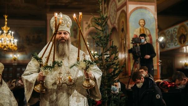 Тысячи верующих встретили Рождество в новосибирских храмах