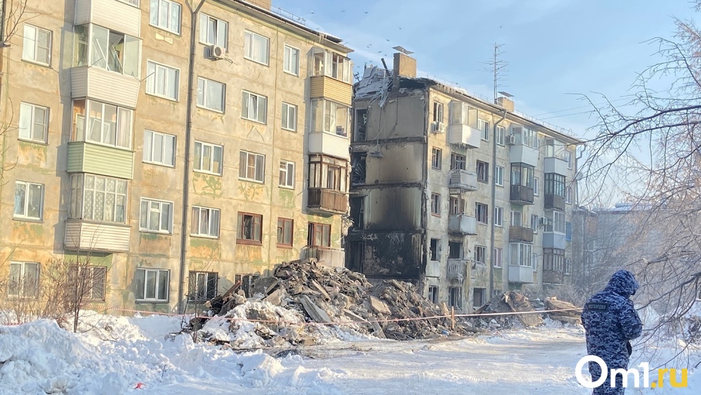 Появились 10 фото с места взрыва на улице Линейной в Новосибирске