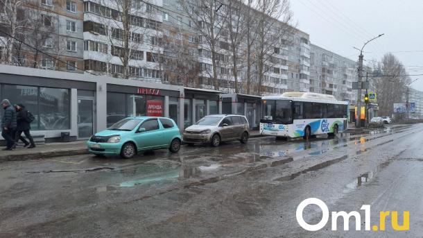 В Омске оказались разбиты ещё несколько тёплых остановок