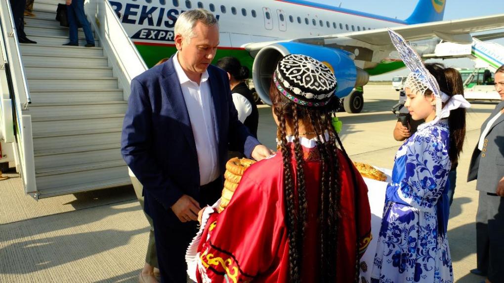 Делегация Новосибирской области во главе с губернатором Андреем Травниковым работает в Узбекистане