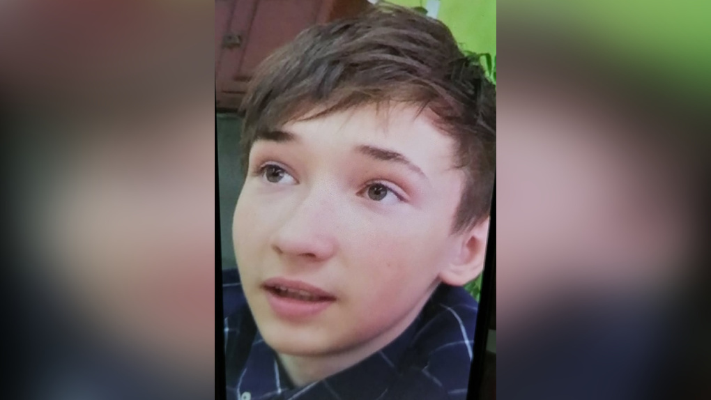 Полиция ищет в Омске мальчика в шортах, который ушёл из дома