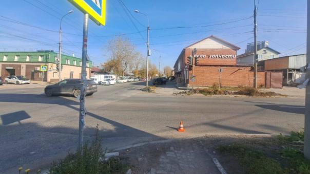 В Октябрьском районе Новосибирска автомобиль сбил восьмилетнего мальчика