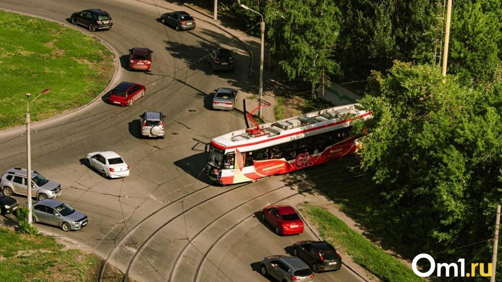 В Омске на три дня сократят маршруты популярных трамваев