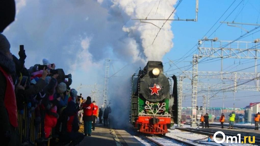 Стали известны цены на поезд Деда Мороза для омичей