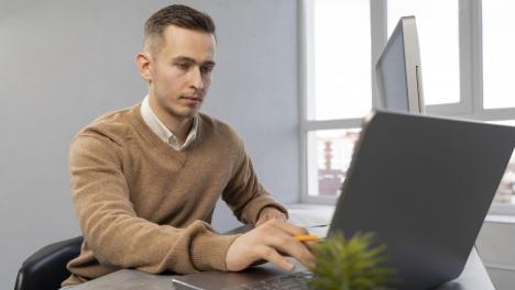 «Авито» запускает новый сервис «Запрос коммерческих предложений» для малого и среднего бизнеса