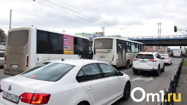 В Омске для ветеранов ВОВ сделали бесплатное такси