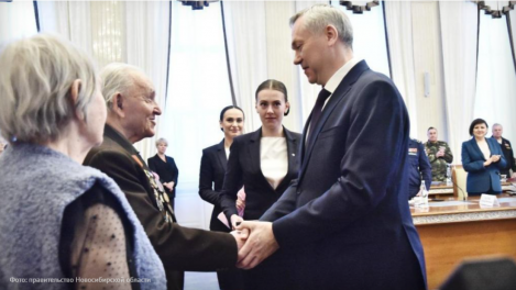 Губернатор Новосибирской области Андрей Травников отмечает 54-летие