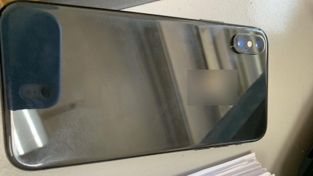 Сотрудник УФСИН помог молодой омичке найти вора и украденный iPhone