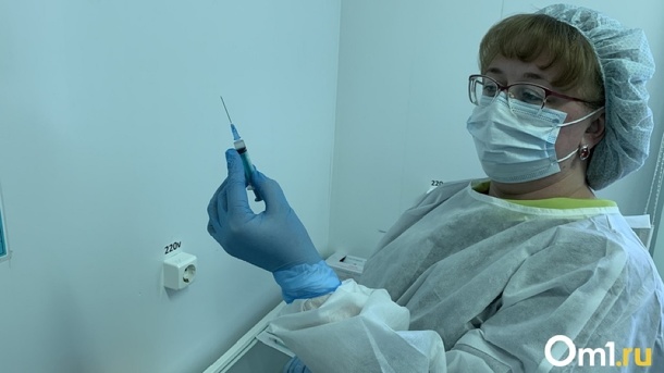 Введут ли обязательную вакцинацию для студентов в Новосибирской области, ответил губернатор