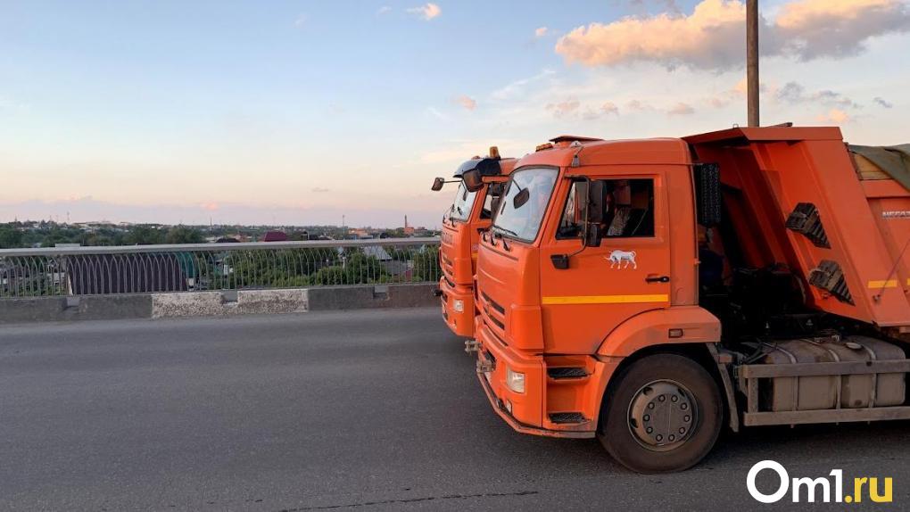 Омич устроил гонку с полицией на угнанном КАМАЗе