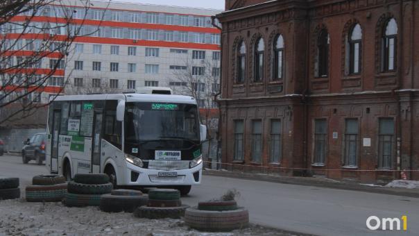 Перевозчики терпят убытки из-за часто пересаживающихся омичей