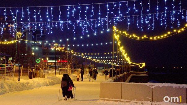 Мэр Кудрявцев: более 60 хоккейных коробок и катков зальют в Новосибирске