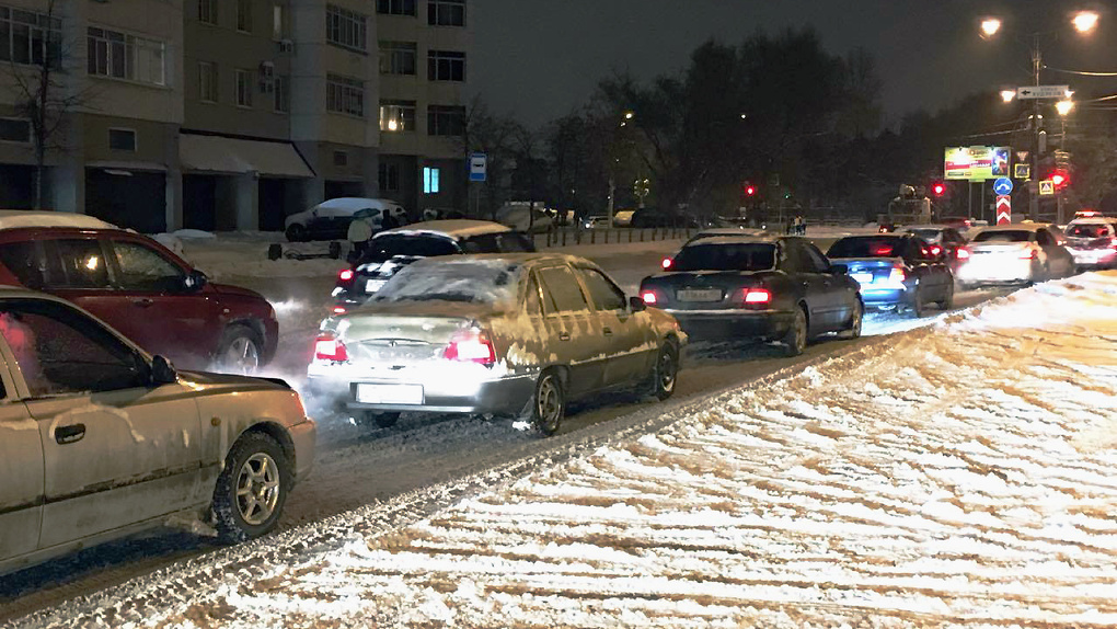 Какая обстановка в челябинске на сегодня. Пробки Омск.