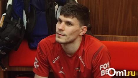 «Лёгких тренировок не бывает»: вратарь «Авангарда» Серебряков рассказал о задачах на предстоящий сезон