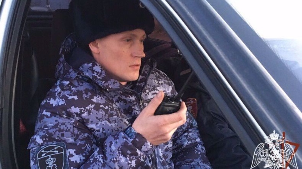 Росгвардейцы в Омске остановили пьяного водителя, лишённого прав