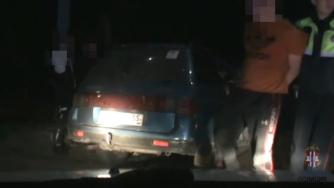 Омич нарушил 13 ПДД, устроил аварию и попытался убежать от полиции, бросив пострадавших