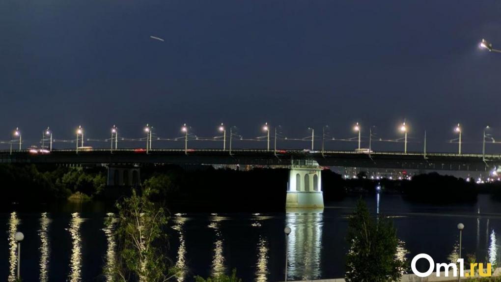 Стало известно, почему погасла подсветка на Ленинградском мосту в Омске