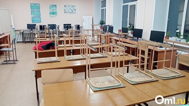 В Омской области мужчина с поддельным дипломом работал учителем три года