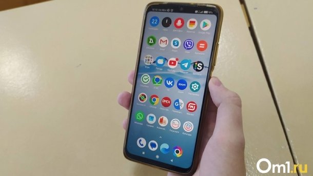 Новосибирцы выбирают самую дорогую модель среди новых iPhone 15