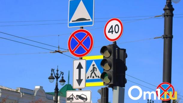 На омском Левобережье изменят схему движения на важном перекрёстке