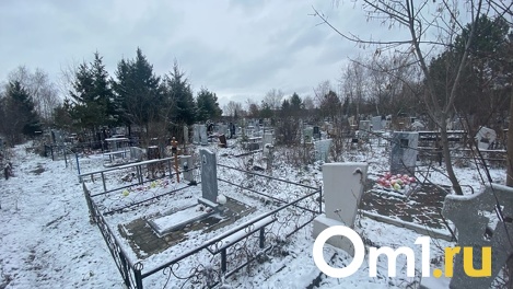 Хоронят вместе с родственниками: на новосибирском кладбище закончились места