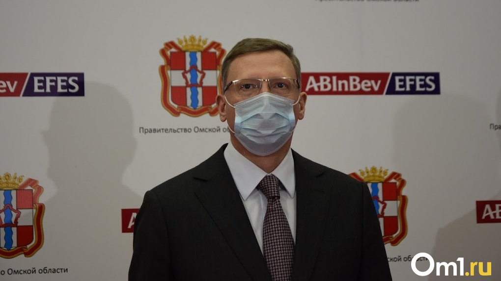 Вакцинация, строительство метро и экология в Омске. Топ-5 ответов Александра Буркова