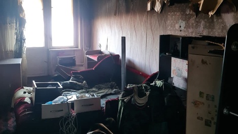 Поджёг диван и включил газ. Омский грабитель не нашёл ничего ценного и решил убить свою жертву