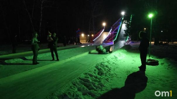В парке 30-летия ВЛКСМ готовят к открытию четыре горки