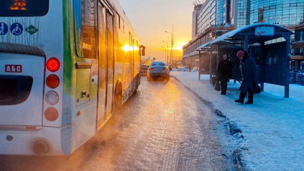 Жуткий мороз заметили новосибирцы ночью 24 декабря