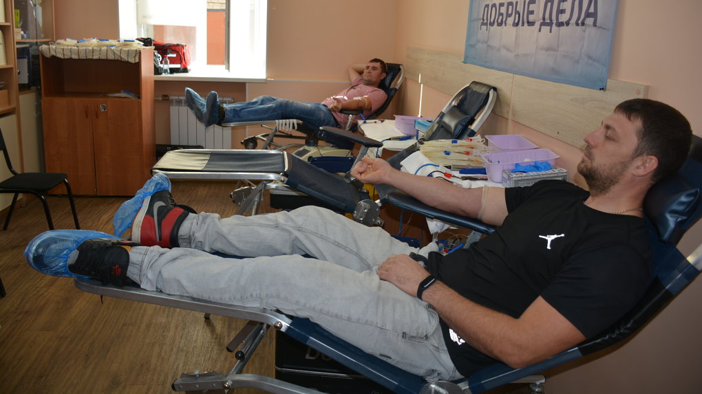 Сотрудники «Росводоканал Омск» сдали 22 литра донорской крови