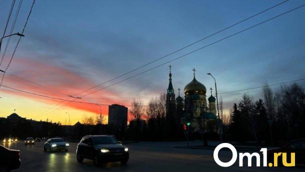 Парковка и ремонт? Омский митрополит рассказал, что нужно Успенскому собору