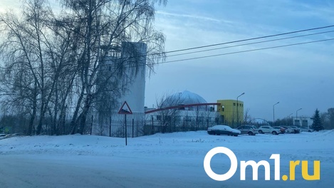 О гололёде и заносах на дорогах предупредили новосибирцев