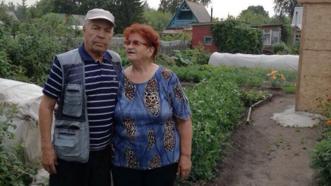 «Сказали, что мы с дедом чужие»: Многодетная омичка пытается доказать, что замужем уже полвека