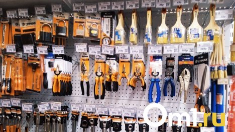 Замначальника ФКУ ИК-18 в Новосибирске заставил заключённых ремонтировать свой служебный кабинет