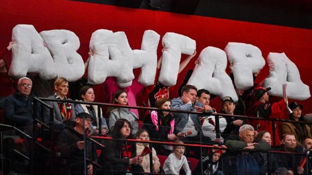 «Авангард» удержал победу в пятом матче серии с «Локомотивом»