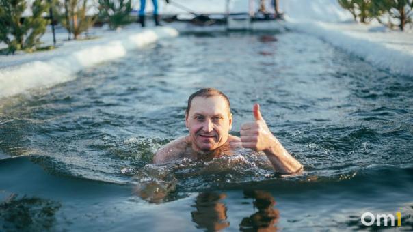 В парке «Зелёный остров» в Омске готовят купели на Крещение