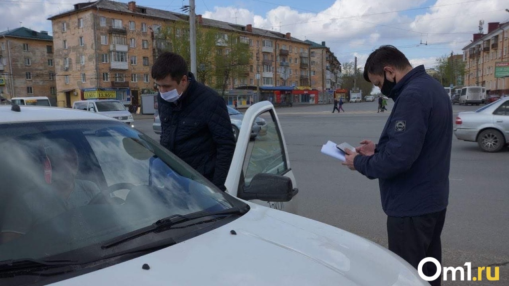 Авто работа омск. Гапоненко таксист Омск. Водитель жалуется.