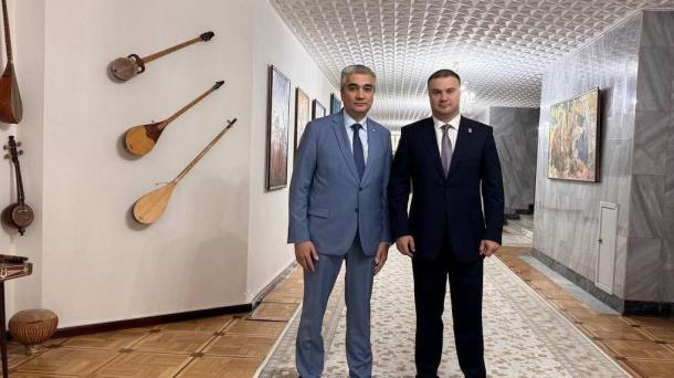 Виталий Хоценко обсудил с послом Узбекистана расширение сотрудничества