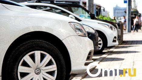 Водители «автохлама» и мотоциклисты: стало известно, кого боятся омские автомобилисты