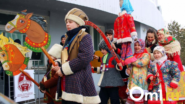 На Масленицу в Омске «зацветёт» огненный цветок и выступит популярная певица