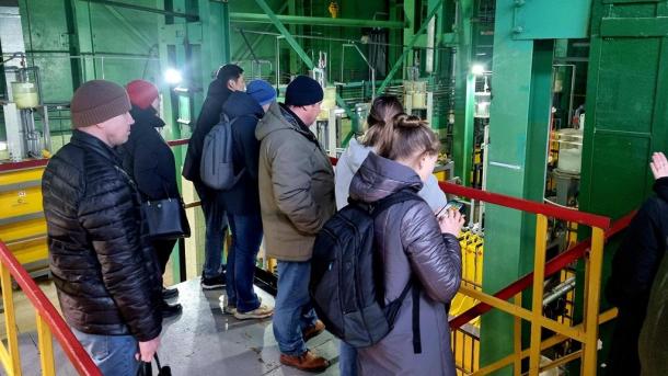 В период паводка сооружения водоподготовки омского водоканала посетили студенты ОмГАУ