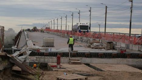 На омском мосту у Телецентра заменят старые деформационные швы на новые конструкции